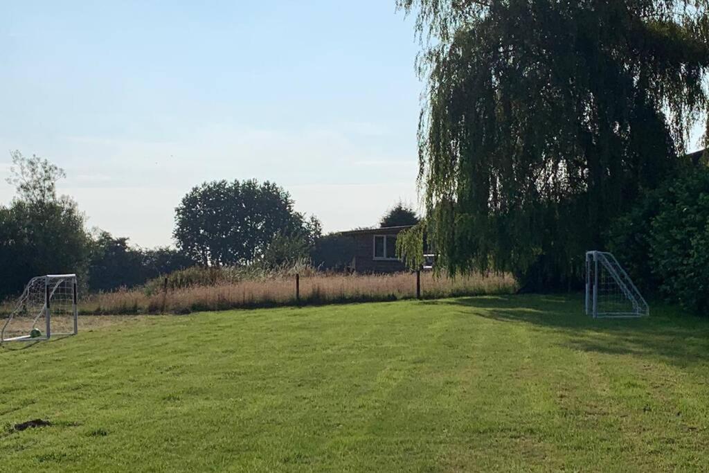 Holly Cottage, 2 Bed House, Sleeps 6 Cleobury Mortimer 外观 照片